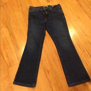 Like new Levi’s 515 boot cut jeans size 12 medium
